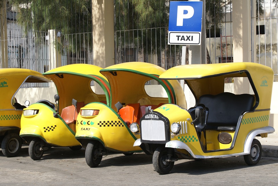 7 сказочных мест на Кубе. Такси.Тук-Тук