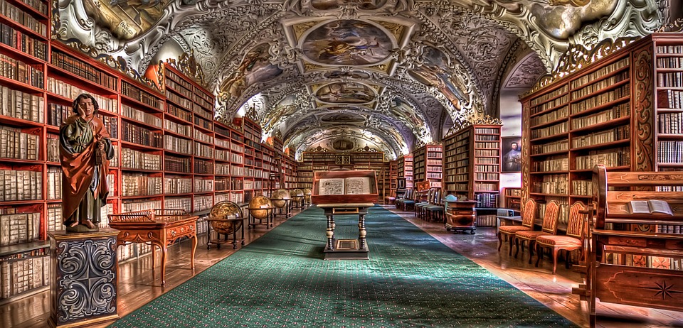 Прага.Библиотека